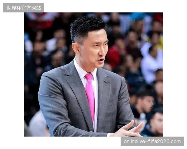 杜锋指导面临阵容老化挑战，广东宏远休赛期重建需优先补强锋线运动能力